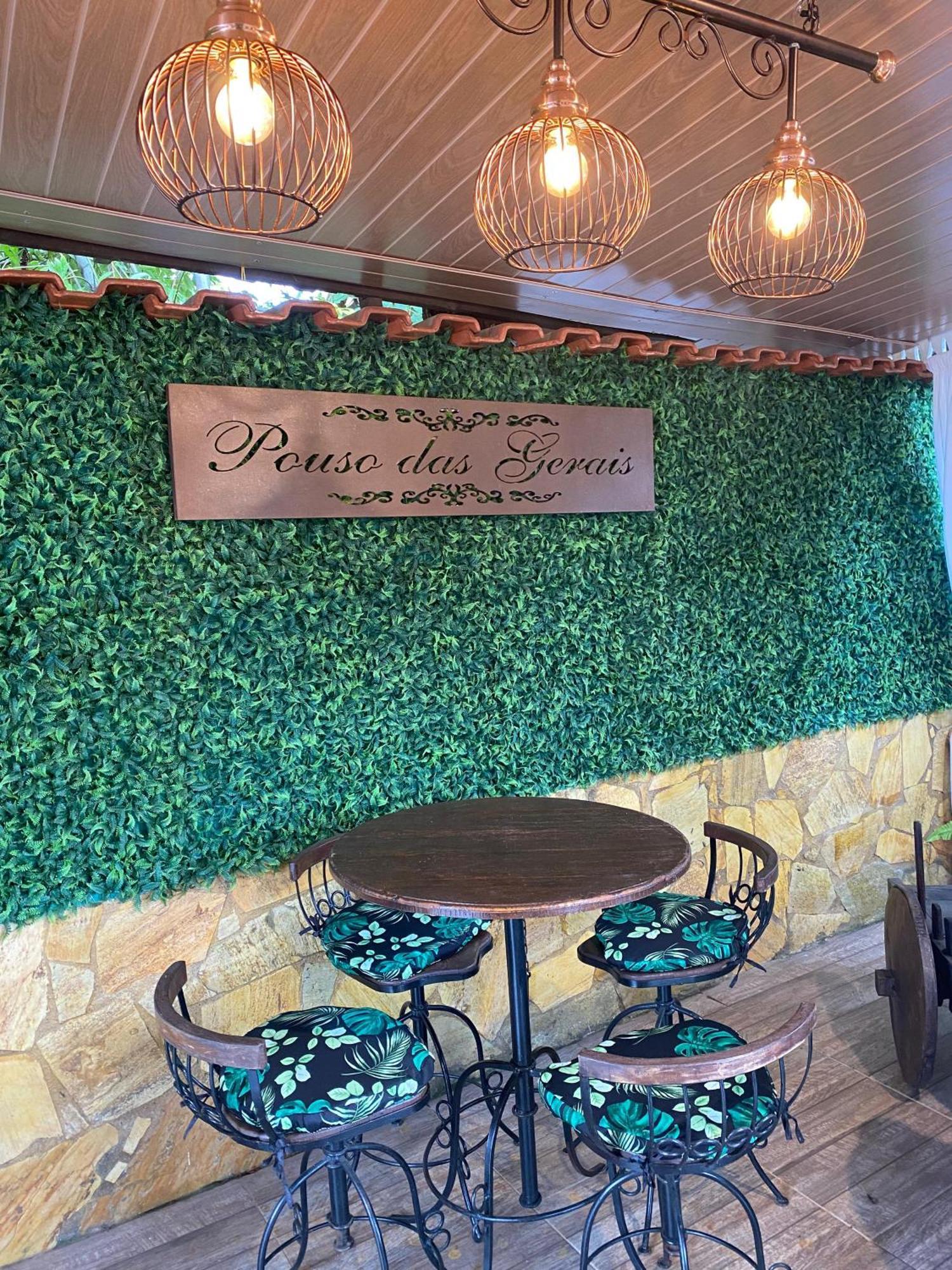 蒂拉登特斯 波索达斯吉拉斯旅馆酒店 外观 照片